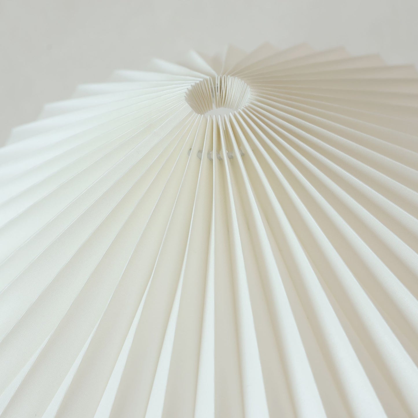 Umbrella Pleated Fabric Table Lamp