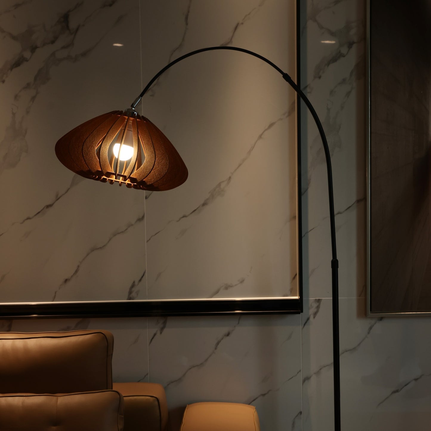 Pumpkin Felt Floor Lamp